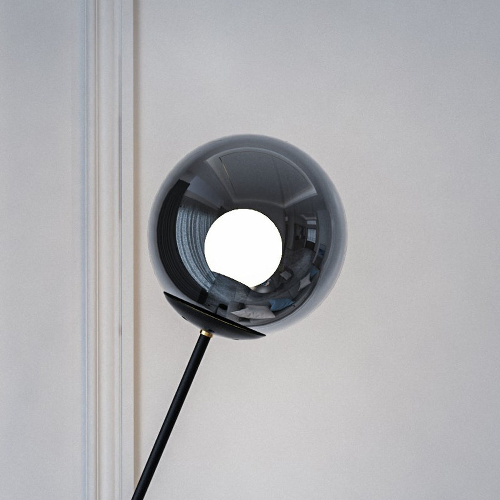 BOUDICA FLOOR LAMP SMOKE GLASS CLOSE UP
