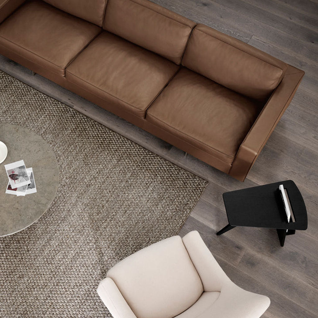 MAGAZINE SIDE TABLE BLACK LIFESTYLE TOP