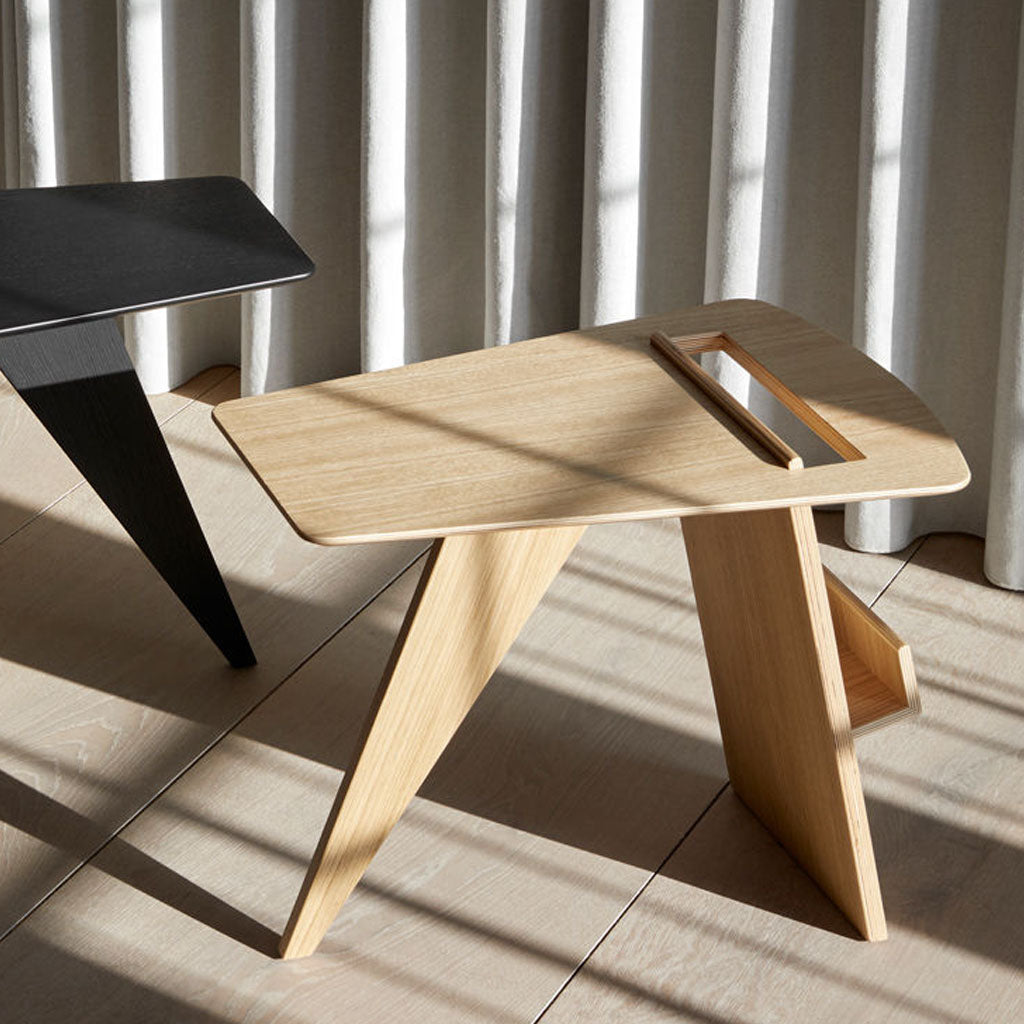MAGAZINE SIDE TABLE BROWN LIFESTYLE OUTDOOR