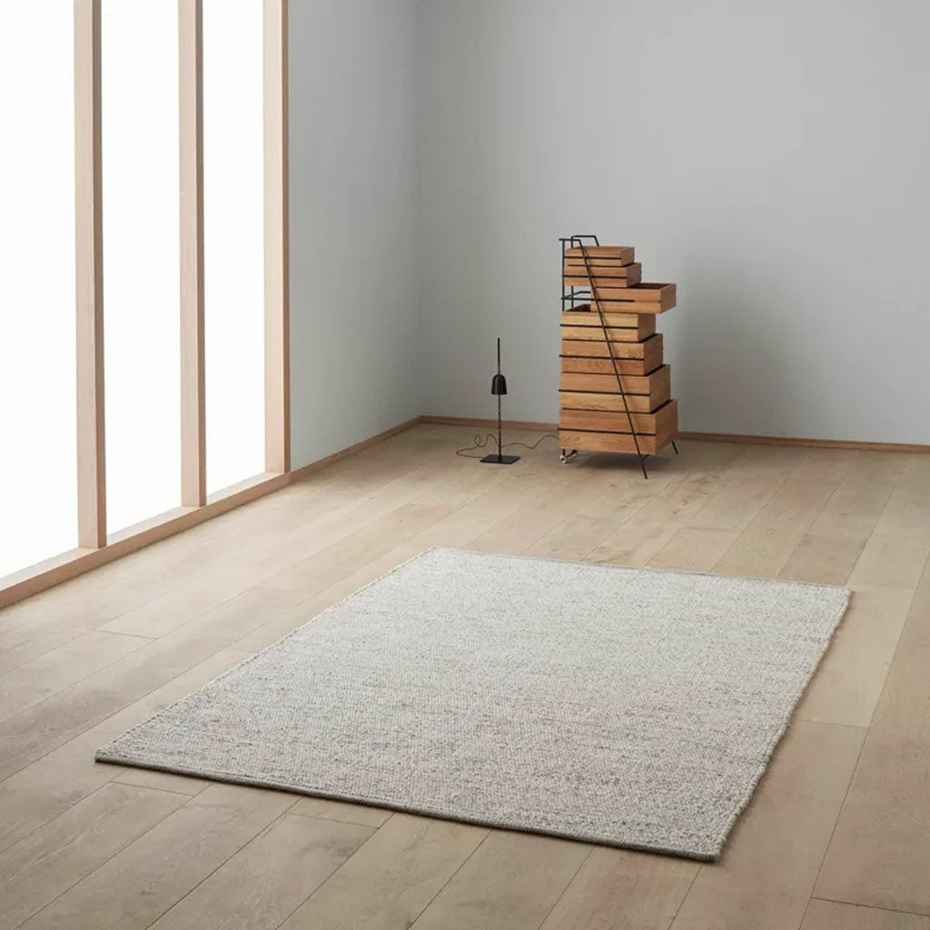 Caldo Rug Granite Lifestyle