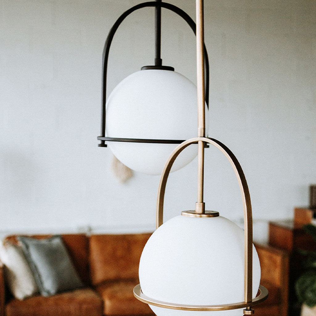 Hinkley Pendant Lamp Black Gold Close Up