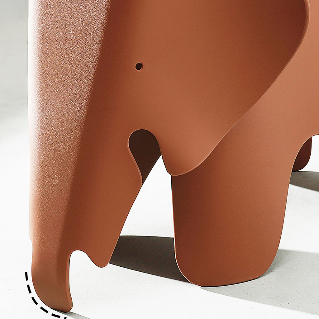 DUMBO STOOL MAROON CLOSE UP