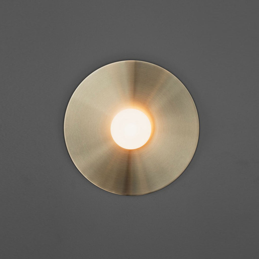 SKINA Wall Light Brass Front